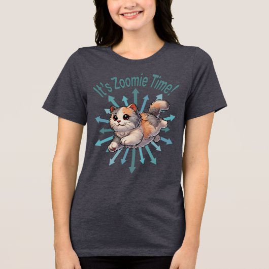Zoomie Time Dilute Calico Cat Tri-Blend Shirt (Voorkant)