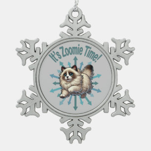 Zoomie Time Ragdoll Cat Tin Sneeuwvlok Ornament