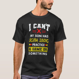 Zoon heeft duikpraktijk Ouders humor moeder T-shirt