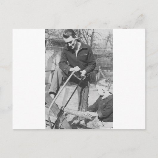 Zoon van 1920 Helpend zijn vader hout zag Briefkaart (Voorkant)