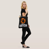 Zoon van een heks tote bag (Op model)