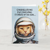 Zoon's 17e verjaardag Funny Space Cat Kaart (Gele Bloem)