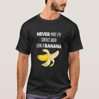 Zorg nooit dat het oog in contact komt met een ban t-shirt