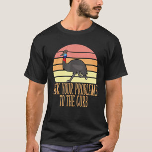 Zorgeloos vrolijk schop je problemen naar de t-shirt