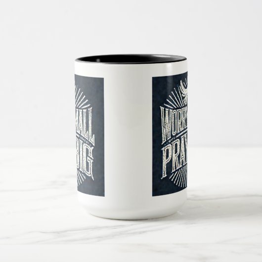 Zorgen Kleine Bidden Grote 15oz Geloof-geïnspireer Mok (Midden)