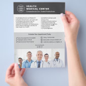 Zorgkliniek Dokter Aangepast Logo Grijs Flyer (Hand)