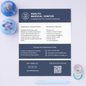 Zorgkliniek Dokter Aangepast Logo QR Code Marinebl Flyer (Enkel)