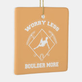 Zorgwekkender, minder bezielende vormgeving keramisch ornament (Rechts)