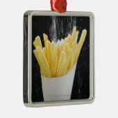 Zout op chips in papieren kuit metalen ornament (Rechts)