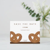 Zoute Pretzels Illustratie De datum opslaan Aankondigingskaart (Staand voorkant)
