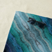 Zoutgolven voor kuststrand op zwart strandlaken (In situ)