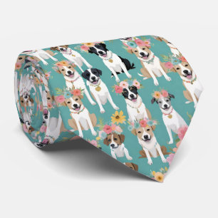 Zoveel honden met bloemenkronen stropdas