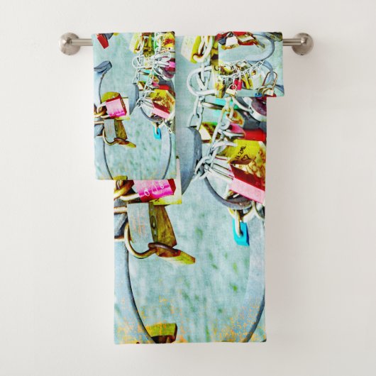 Zoveel liefde! Liefde sloten voor eeuwige liefde Bad Handdoek (Insitu)