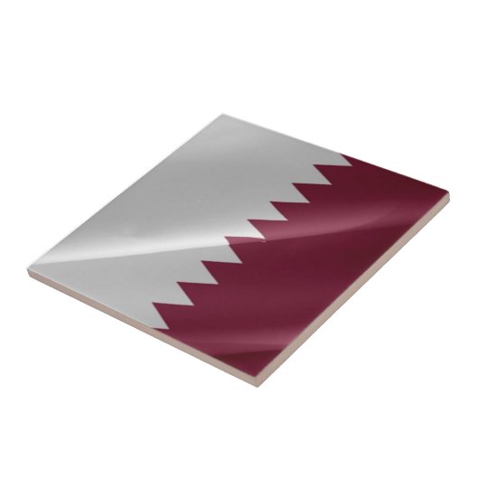zQA002 met Qatari FLAG Qatar, Tegeltje (Zijkant)