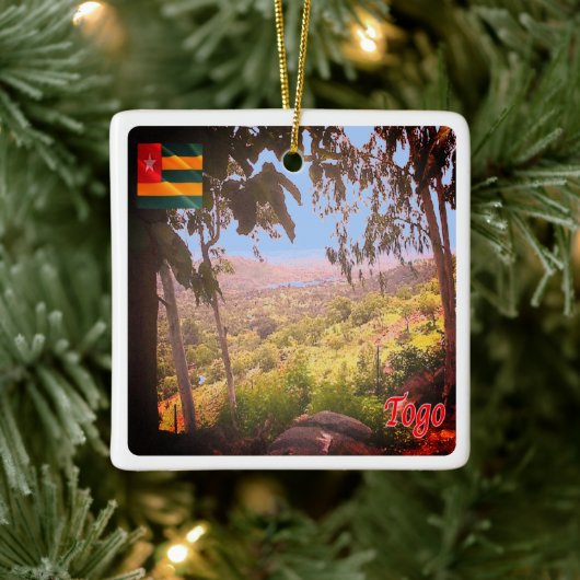ZTG007 TOGO, regio Kara, Afrika, Keramisch Ornament (Boom)