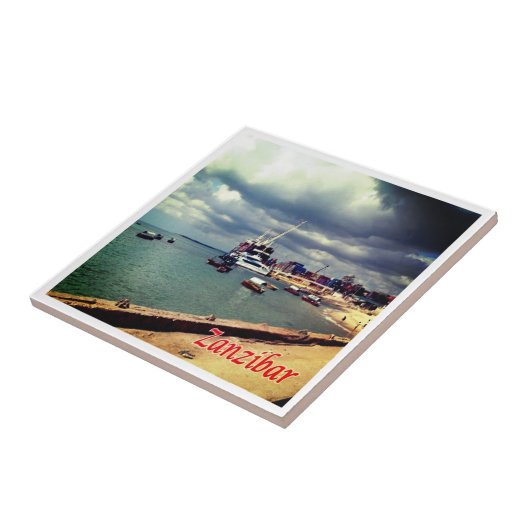 zTZ007 ZANZIBAR, Ferry Docked, Tanzania Tegeltje (Zijkant)