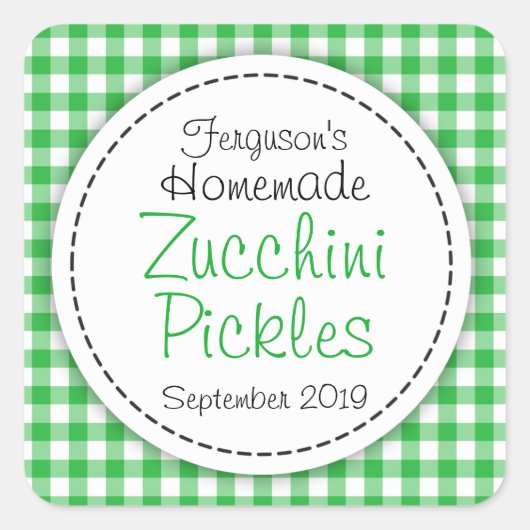 Zucchini plukt groen wit etiket van de pot (Voorkant)