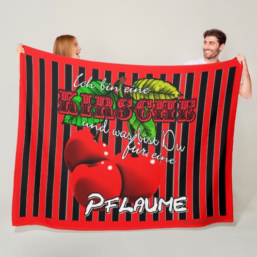 Zuckersüße rote Kirschen mit witzigen Spruch Fleece Deken (In situ)