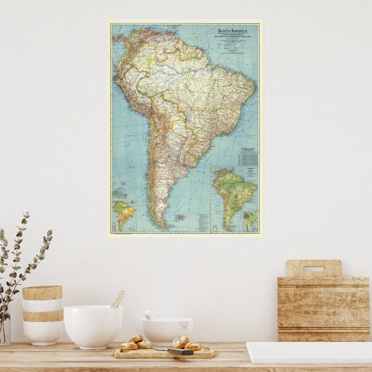 " Zuid-Amerika: 1942 Gedetailleerde kleurige KAART Poster (Keuken)