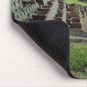 Zuid-Amerika, Peru. Een lama rust op een heuvel Muismat (Hoek)