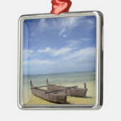 Zuid-Stille Oceaan, Frans-Polynesië, Moorea. Metalen Ornament (Links)