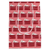 Zuidelijke Rode Fluwelen Lagen Cake Sneeuw Bakkeri Medium Cadeauzakje (Achterkant)