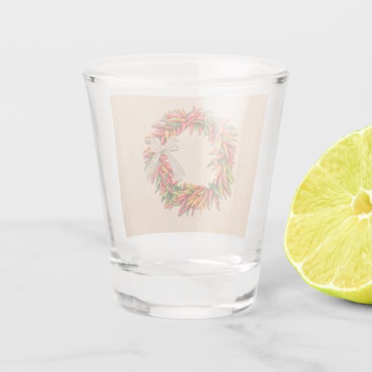 Zuidwest Chili Ristra Wreath on Adobe Wall Shot Glas (Achterkant)