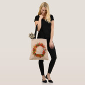Zuidwest Chili Ristra Wreath on Adobe Wall Tote Bag (Op model)