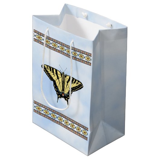 Zuidwest Yellow Swallowtail Butterfly Blue Sky Medium Cadeauzakje (Voorkant Gekanteld)