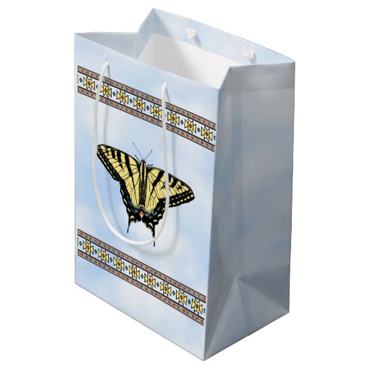 Zuidwest Yellow Swallowtail Butterfly Blue Sky Medium Cadeauzakje (Achterkant Gekanteld)