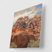 Zuidwestelijke Berg Vierkante Klok (Hoek)