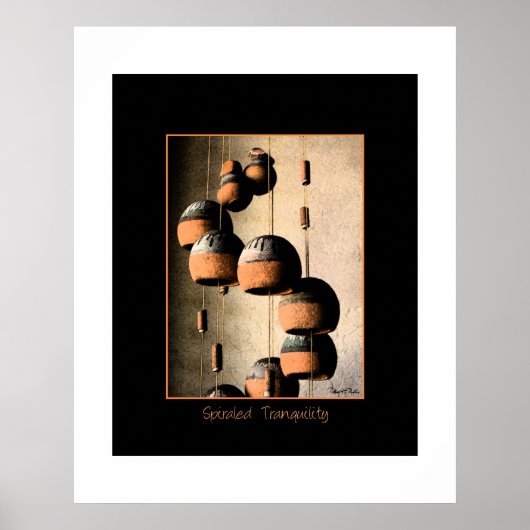 Zuidwesterse stijl klei windklokken stilleven poster (Voorkant)