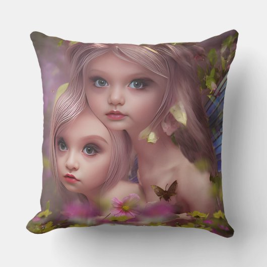 Zuivelzussen tussen de bloemen in het bos kussen (Voorkant)