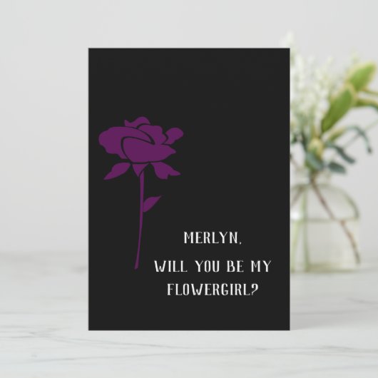 Zult U Mijn Bloemenmeisje Zijn Paarse Roos Bruilof Kaart (Staand voorkant)