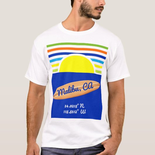 Zuma Beach Malibu Ca Zomerstrepen Surfboard T-shirt (Voorkant)