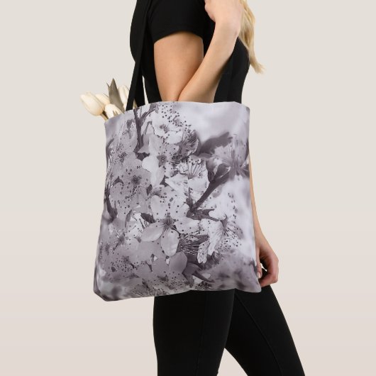 Zure Cherry Tree Black en White Tote Bag (Dichtbij)