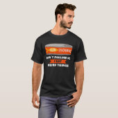 Zure Oostzeeharing Visblik met Duitse Tekst T-shirt (Voorkant volledig)