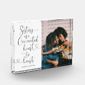 Zussen Verbonden hart met hart | Foto zuster (Links)