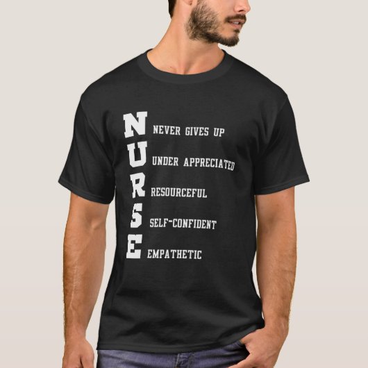 Zuster geeft nooit op onder waardering - grappige t-shirt (Voorkant)