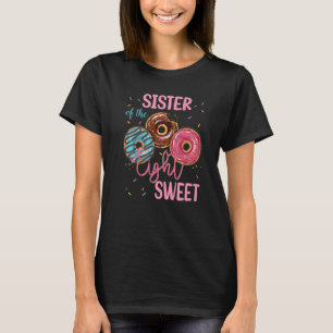 Zuster van de achtste zwitserse Donut Birthday Par T-shirt