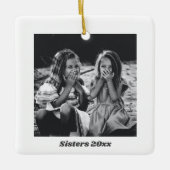 Zusters Eenvoudige Moderne Minimalistische Foto Ke Keramisch Ornament (Voorkant)