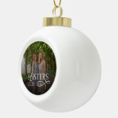 Zusters Foto Persoonlijk Monogram Keramische Bal Ornament (Rechts)
