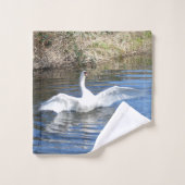 Zwaan met Uitgespreide Vleugels in Water Bad Handd Handdoek (Wasdoekje)