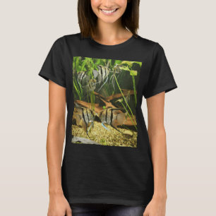 Zwaarddragers die zoenen in zoetwateraquarium t-shirt