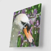 Zwan en Paarse gekruiste IBD-bloemen Vierkante Klok (Hoek)