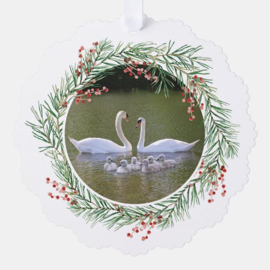 Zwanen in Pine & Holly krans papier Ornament Kaart (Voorkant)