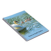 Zwanenfamilie op Lake Blue Gepersonaliseerd Notiti Notitieboek (Rechterzijde)