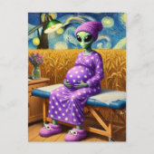 Zwanger Alien in een Polka Dot Jurk in Tarweveld Briefkaart (Voorkant)