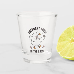 Zwanger gans op de losse zwangerschap ganzenvogel shot glas