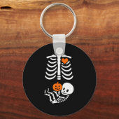 Zwangere Skelet Baby Bump Grappige Halloween T-shi Sleutelhanger (Voorkant)
